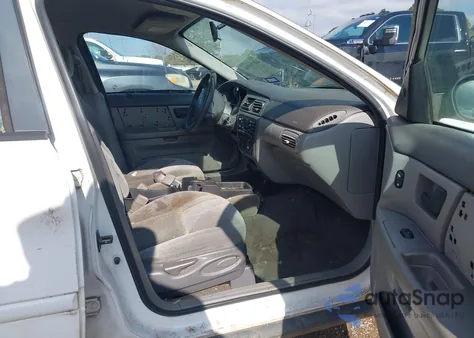 2005 Ford Taurus Se z USA, uszkodzony, nr VIN 1FAFP53U45A103446